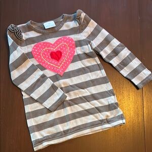 EUA Hannah Anderson sweater